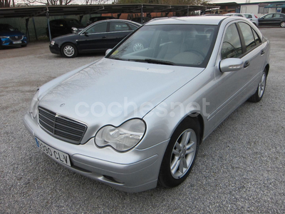 MERCEDES-BENZ Clase C C 180 K CLASSIC 4p.