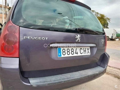 PEUGEOT 307