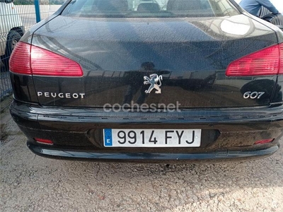 PEUGEOT 607