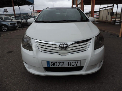 TOYOTA Avensis 120D Advance Cross Sport 5p.