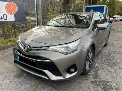 TOYOTA Avensis 2.0 150D EXECUTIVE TS 5p.