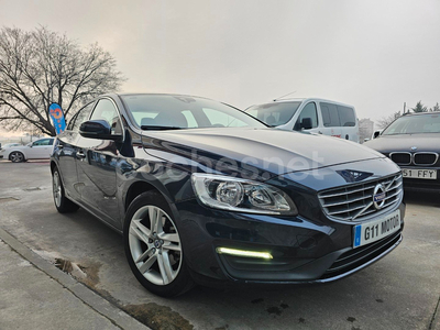 VOLVO S60 2.0 D3 Momentum 4p.