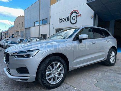 VOLVO XC60 2.0 T5 AWD Momentum Auto 5p.