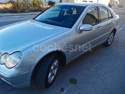 MERCEDES-BENZ Clase C C 200 K ELEGANCE 4p.