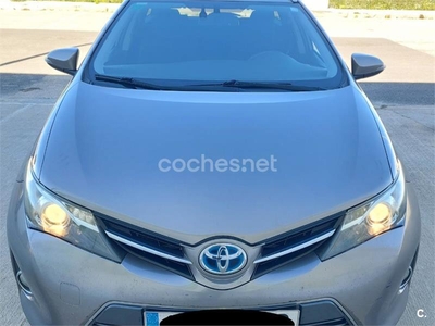 TOYOTA Auris Hybrid Advance Touring Sports 5p.