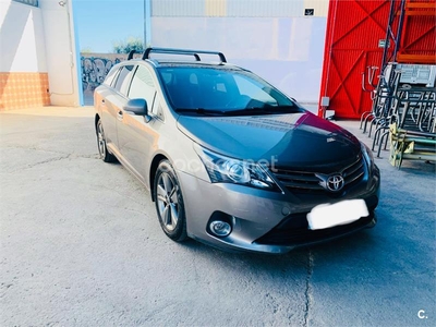 TOYOTA Avensis 120D Advance Cross Sport 5p.