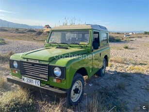 LAND-ROVER Defender