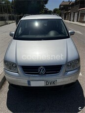 VOLKSWAGEN Touran 1.9 TDI ADVANCE 5p.