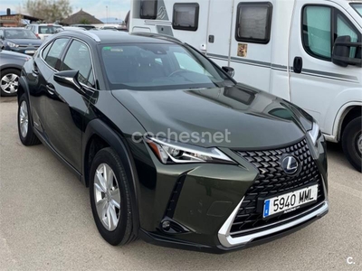 LEXUS UX 2.0 250h Business Navigation