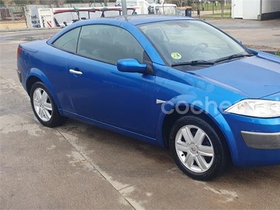 RENAULT Megane COUPECABR. CONFORT AUTHENTIQUE 1.6 16v 2p.