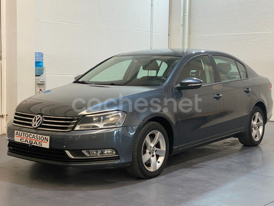 VOLKSWAGEN Passat 1.6 TDI 105cv Edition BlueMotion Tech 4p.