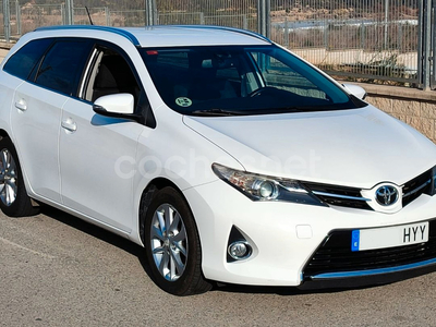 TOYOTA Auris 120D Active Touring Sports 5p.