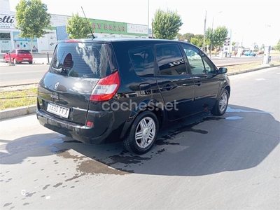 RENAULT Grand Scenic Confort Dynamique 1.5dCi105 EU4 5p.