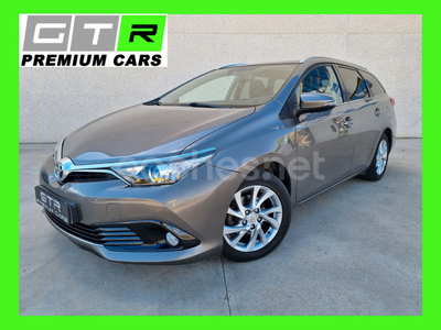 TOYOTA Auris 1.2 120T Feel Touring Sports 5p.