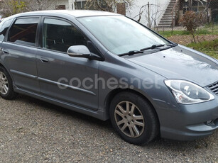 HONDA Civic 1.6i Vtec ES 5p.