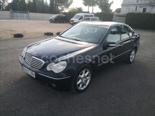 MERCEDES-BENZ Clase C C 240 ELEGANCE 4p.