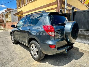 TOYOTA Rav4 2.2 D4D 136cv Executive 5p.