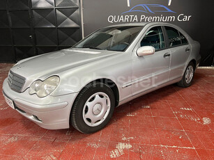 MERCEDES-BENZ Clase C C 200 K CLASSIC 4p.