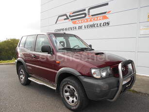 NISSAN Terrano II 2.7 TDi Elegance 3p 3p.