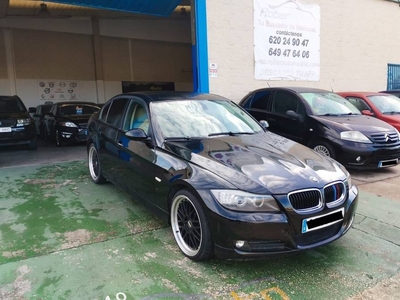 BMW Serie 3 320 d, 5.999 €