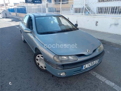 RENAULT Laguna