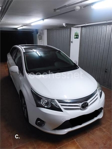 TOYOTA Avensis 120D Advance Cross Sport 5p.