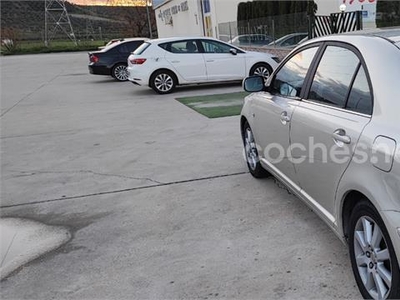 TOYOTA Avensis 1.8 VVTI TERRA 4p.