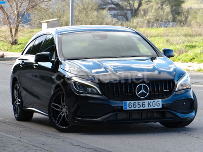 MERCEDES-BENZ Clase CLA CLA 220 d 4MATIC AMG Line Shooting Brake 5p.