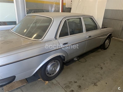 MERCEDES-BENZ Clase E E 300 DIESEL FAMILIAR 5p.