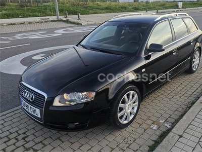 AUDI A4 2.0 TDI quattro Avant DPF 5p.