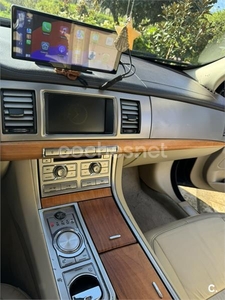 JAGUAR XF 2.7D V6 Premium Luxury 4p.