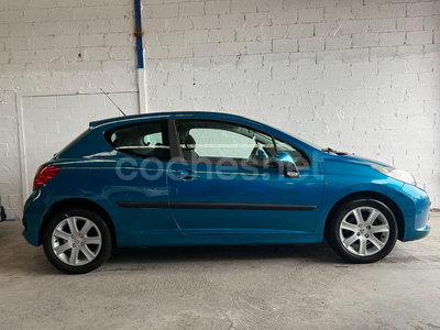 PEUGEOT 207 Sport 1.6 HDI 90