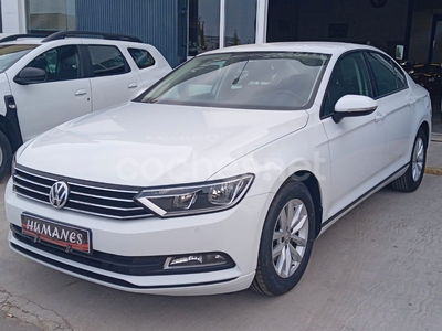 VOLKSWAGEN Passat Edition 1.6 TDI 88kW 120CV 4p.