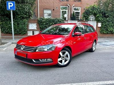 VOLKSWAGEN Passat Variant 1.6 TDI 105cv Exclusive BMT 5p.