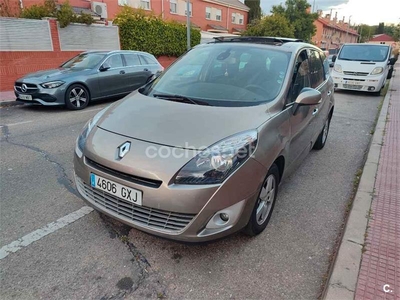 RENAULT Grand Scenic