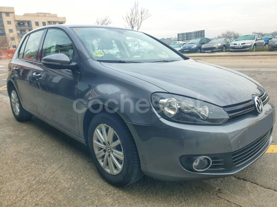 VOLKSWAGEN Golf 1.6 TDI 105cv BlueMotion 5p.