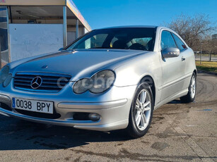 MERCEDES-BENZ Clase C C 200 K Sportcoupe 3p.