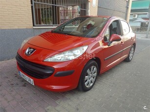 PEUGEOT 207 Confort 1.4 75 5p.