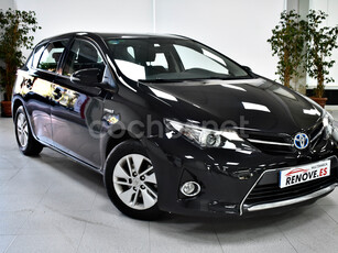 TOYOTA Auris Hybrid Active 5p.