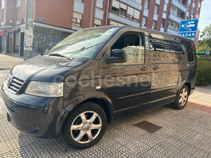 VOLKSWAGEN Multivan 2.5 TDI 130cv Atlantis 5p.