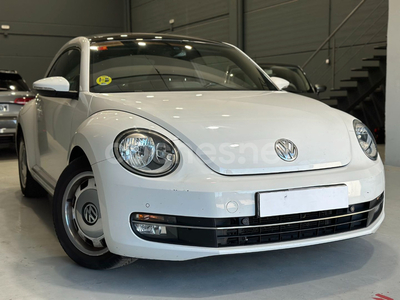 VOLKSWAGEN Beetle 1.6 TDI 105cv Design 3p.