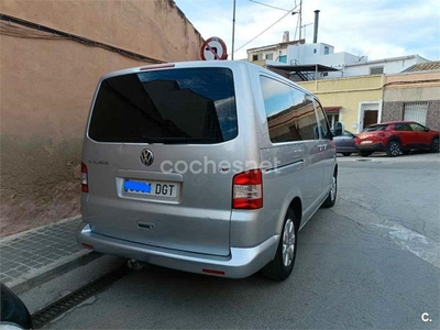 VOLKSWAGEN Caravelle