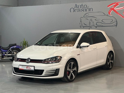 VOLKSWAGEN Golf GTI 2.0 TSI 220cv BMT 5p.