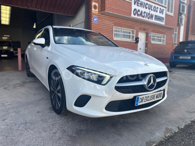 MERCEDES-BENZ Clase A Sedan A 250 e 4p.