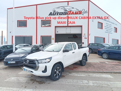 TOYOTA Hilux 2.4 D4D Cabina Extra GX 2p.
