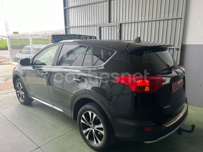 TOYOTA Rav4 2.2 D4D Executive 4x4 5p.