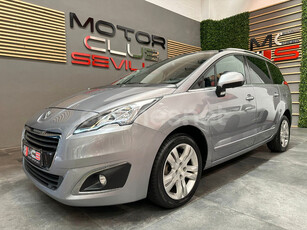 PEUGEOT 5008 Allure 1.6 BlueHDi 88KW 120CV