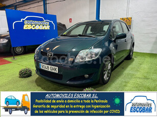 TOYOTA Auris 2.0 D4D Sol 5p.