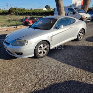 HYUNDAI Coupe