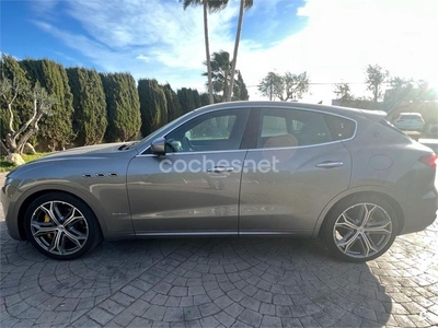 MASERATI Levante V6 275 HP D AWD GranSport 5p.